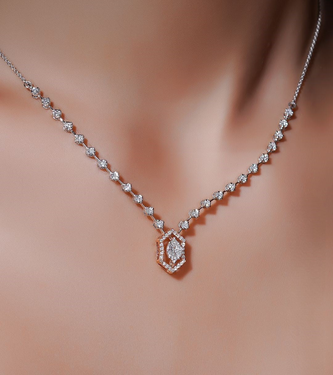 Necklace & Pendant